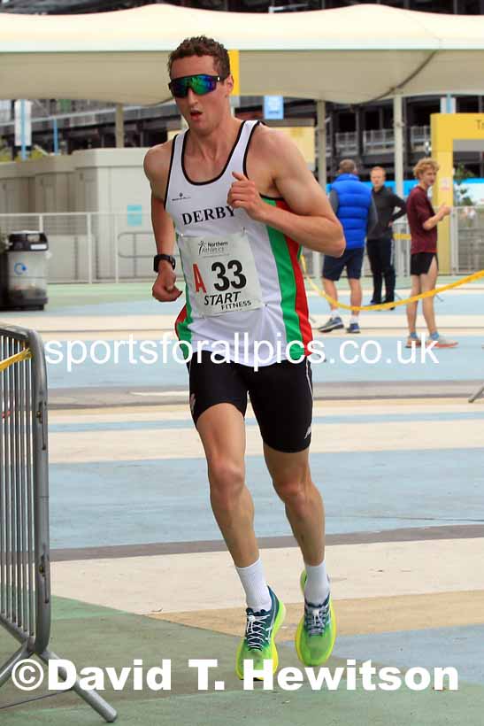 Senior mens 6 Stage Relay, 2022 Northern Road Relays, SportsCity, Manchester. Photo: David T. Hewitson/Sports for All Pics